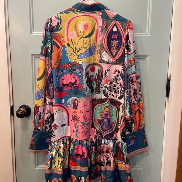 Designer Inspired Colorful Long-Sleeve Dress - Picture 2 of 4